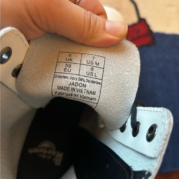 Dr Martens JADON white Men's  US 7 women's US size 8 - Picture 3 of 4